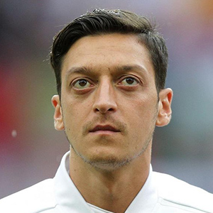 Fiche de la star Mesut Özil